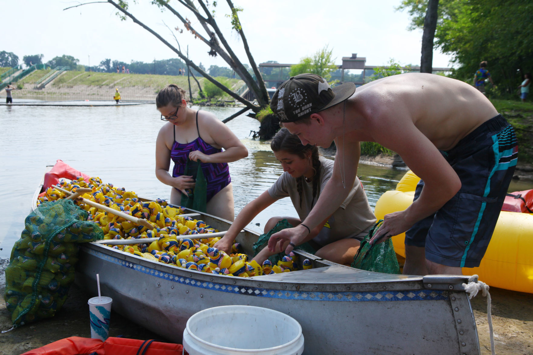 Dam Duck Race